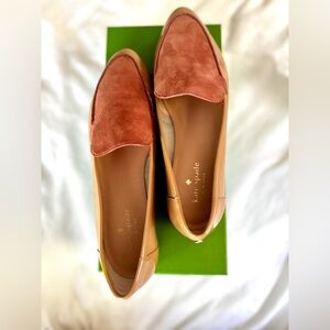 Kate Spade all leather classic loafer suede/patent leather